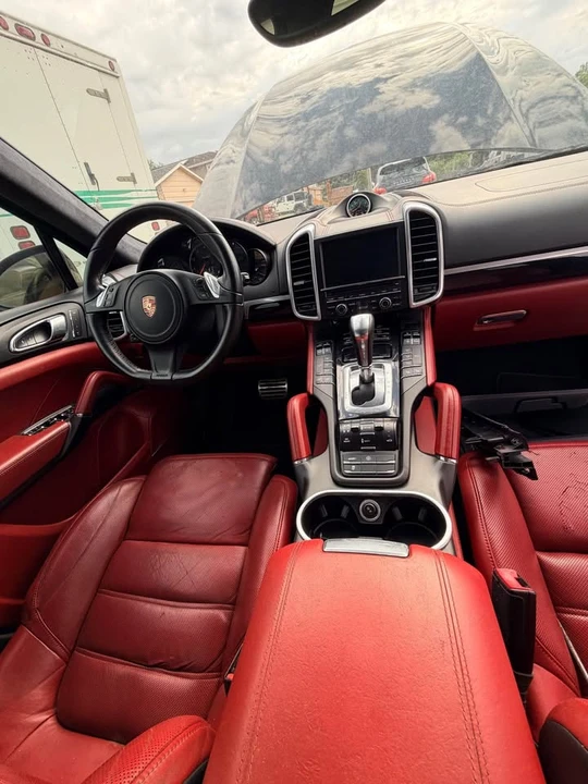 2014 Porsche 958 Cayenne Turbo - Image 5 of 10