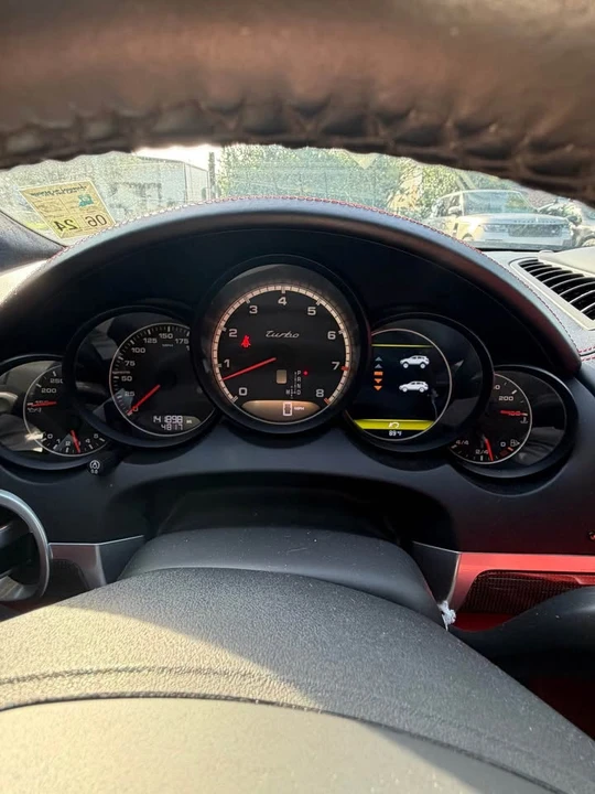 2014 Porsche 958 Cayenne Turbo - Image 11 of 14