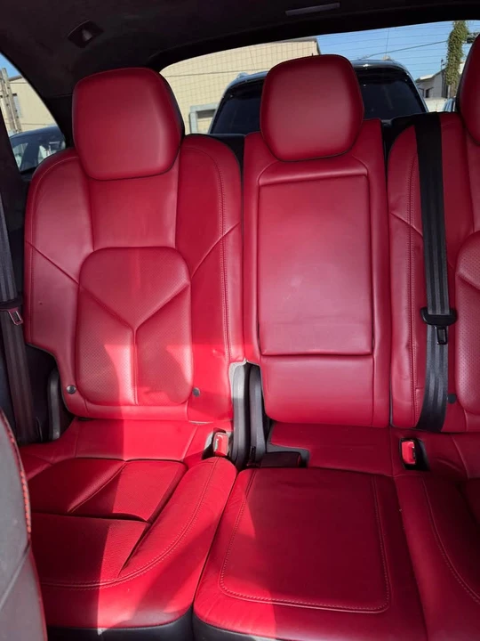 2014 Porsche 958 Cayenne Turbo - Image 13 of 14