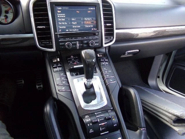 2014 Porsche 958 Cayenne Turbo - Image 15 of 20
