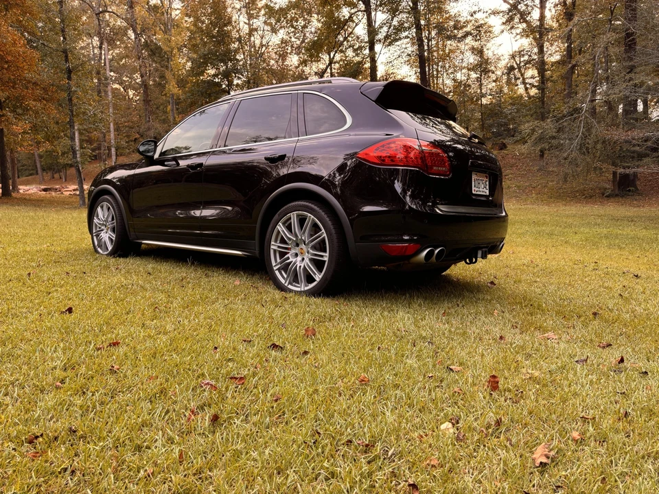 2014 Porsche 958 Cayenne Turbo - Image 18 of 31