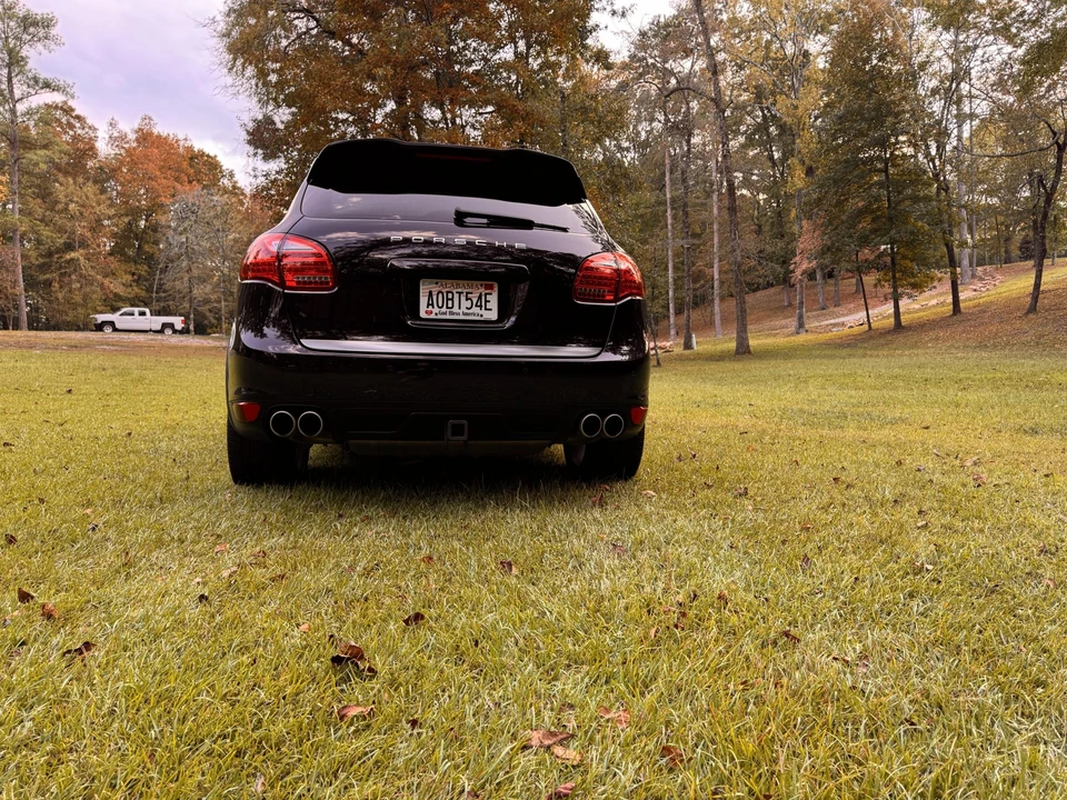 2014 Porsche 958 Cayenne Turbo - Image 14 of 31