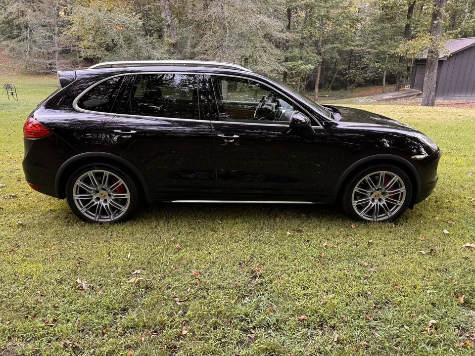 2014 Porsche 958 Cayenne Turbo - Image 27 of 31