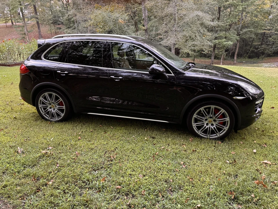 2014 Porsche 958 Cayenne Turbo - Image 26 of 31