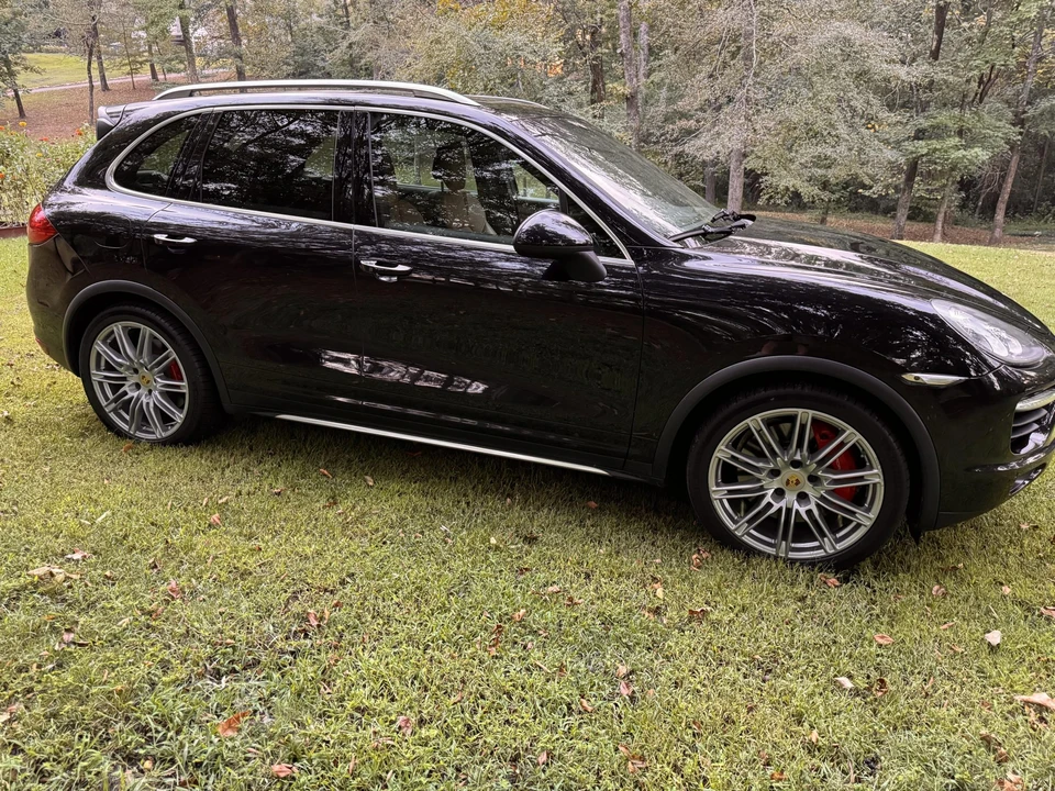 2014 Porsche 958 Cayenne Turbo - Image 25 of 31