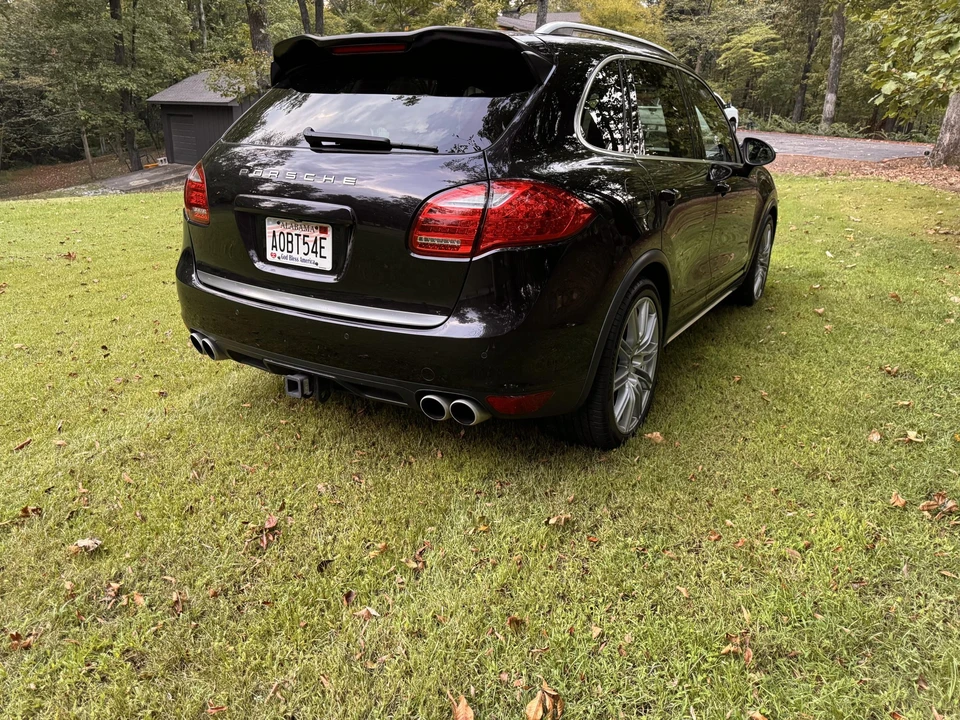 2014 Porsche 958 Cayenne Turbo - Image 28 of 31