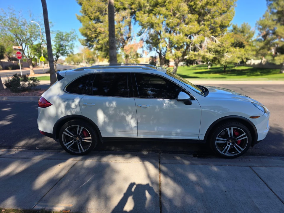 2014 Porsche 958 Cayenne Turbo - Image 13 of 31