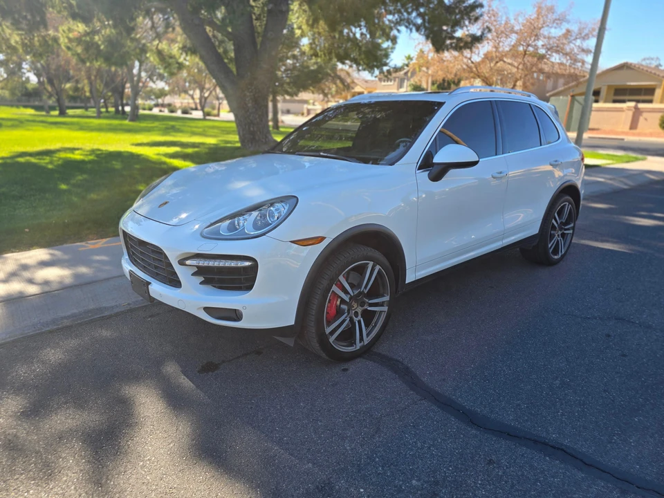 2014 Porsche 958 Cayenne Turbo - Image 8 of 31