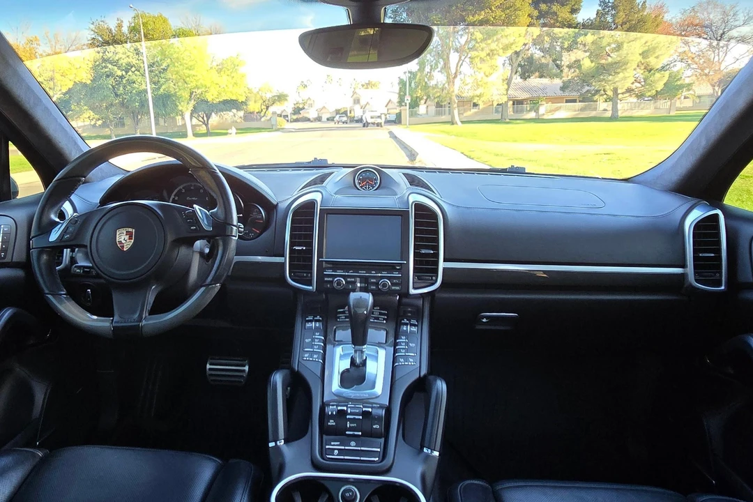 2014 Porsche 958 Cayenne Turbo - Image 29 of 31