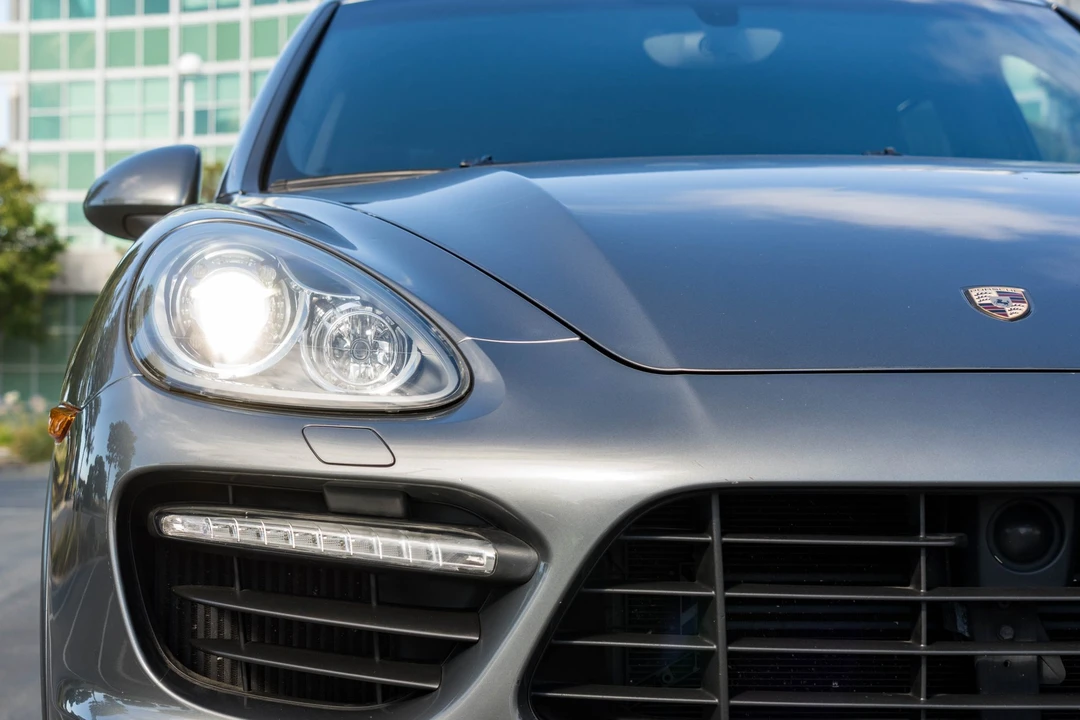 2014 Porsche 958 Cayenne Turbo - Image 9 of 31
