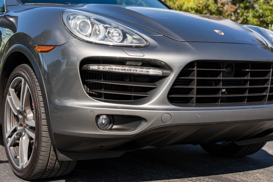 2014 Porsche 958 Cayenne Turbo - Image 28 of 31