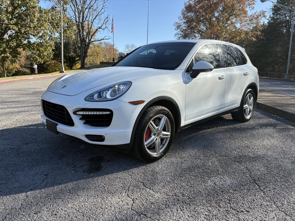 2014 Porsche 958 Cayenne Turbo - Image 4 of 31