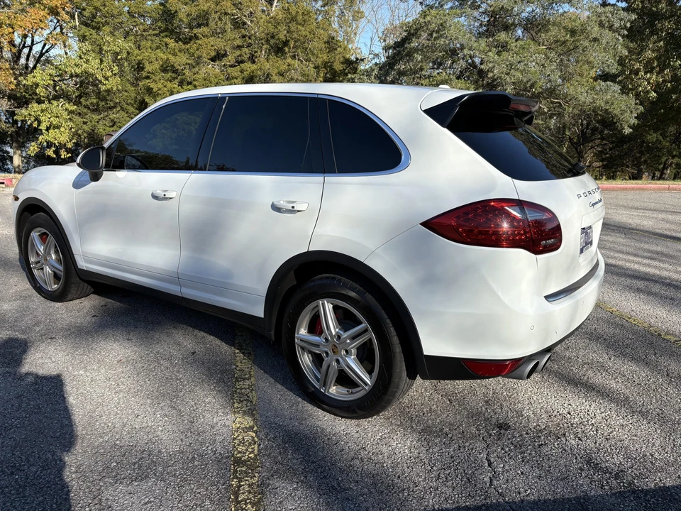 2014 Porsche 958 Cayenne Turbo - Image 15 of 31