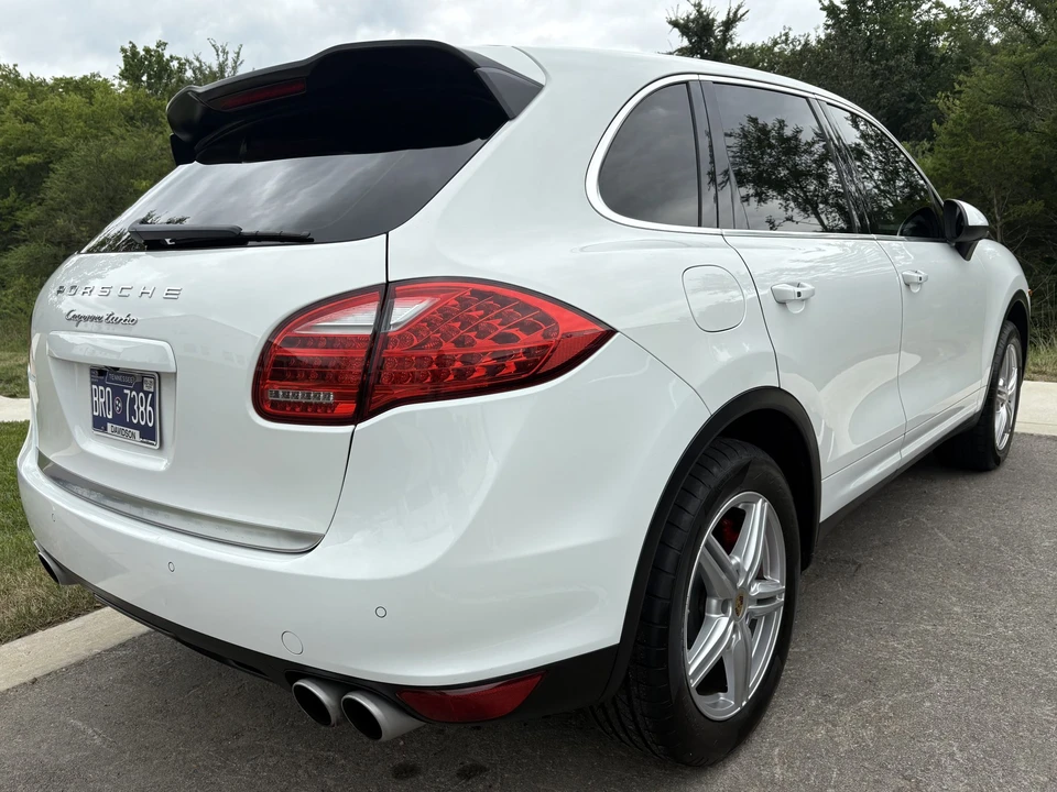 2014 Porsche 958 Cayenne Turbo - Image 22 of 31