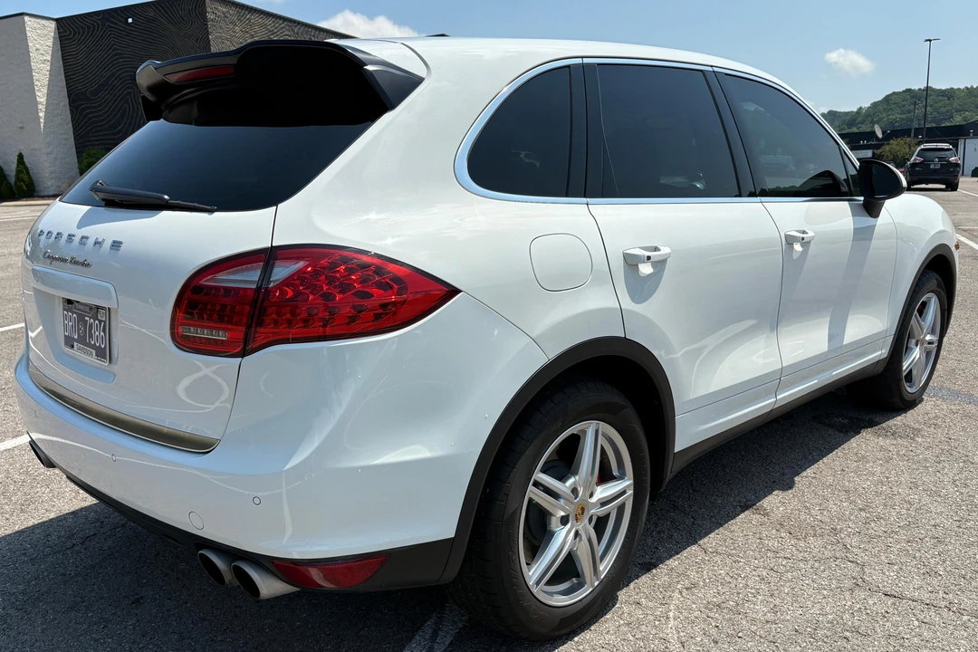 2014 Porsche 958 Cayenne Turbo - Image 4 of 31