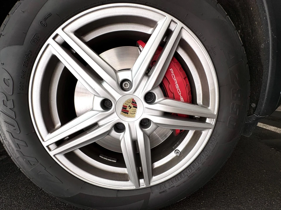 2014 Porsche 958 Cayenne Turbo - Image 24 of 31