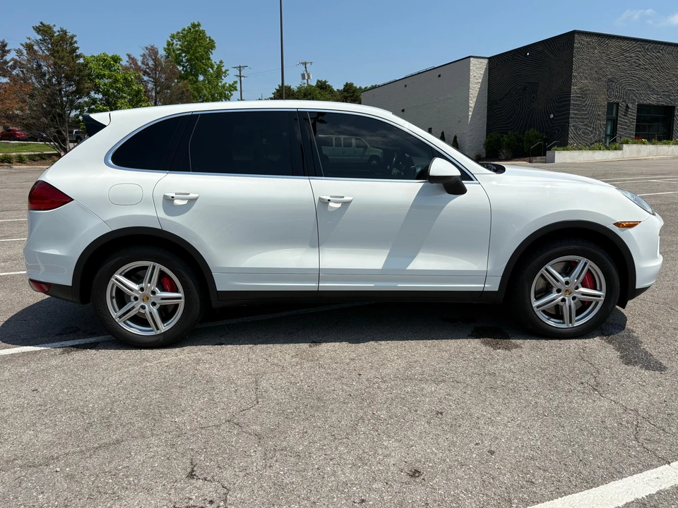 2014 Porsche 958 Cayenne Turbo - Image 9 of 31