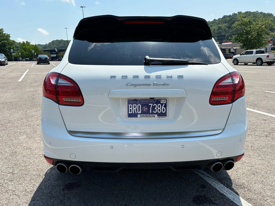 2014 Porsche 958 Cayenne Turbo - Image 8 of 31