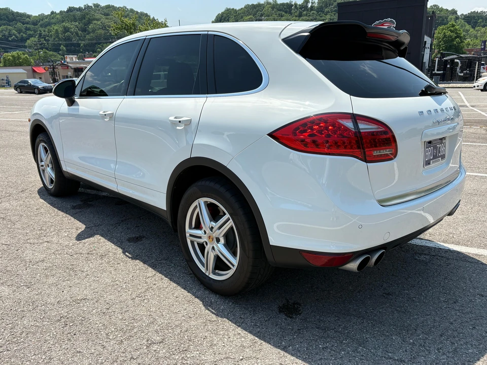 2014 Porsche 958 Cayenne Turbo - Image 7 of 31
