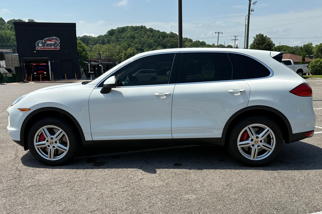 2014 Porsche 958 Cayenne Turbo - Image 3 of 31