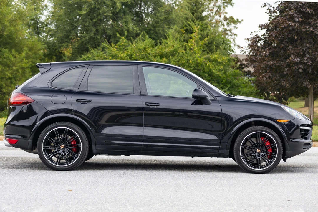 2014 Porsche 958 Cayenne Turbo - Image 3 of 31
