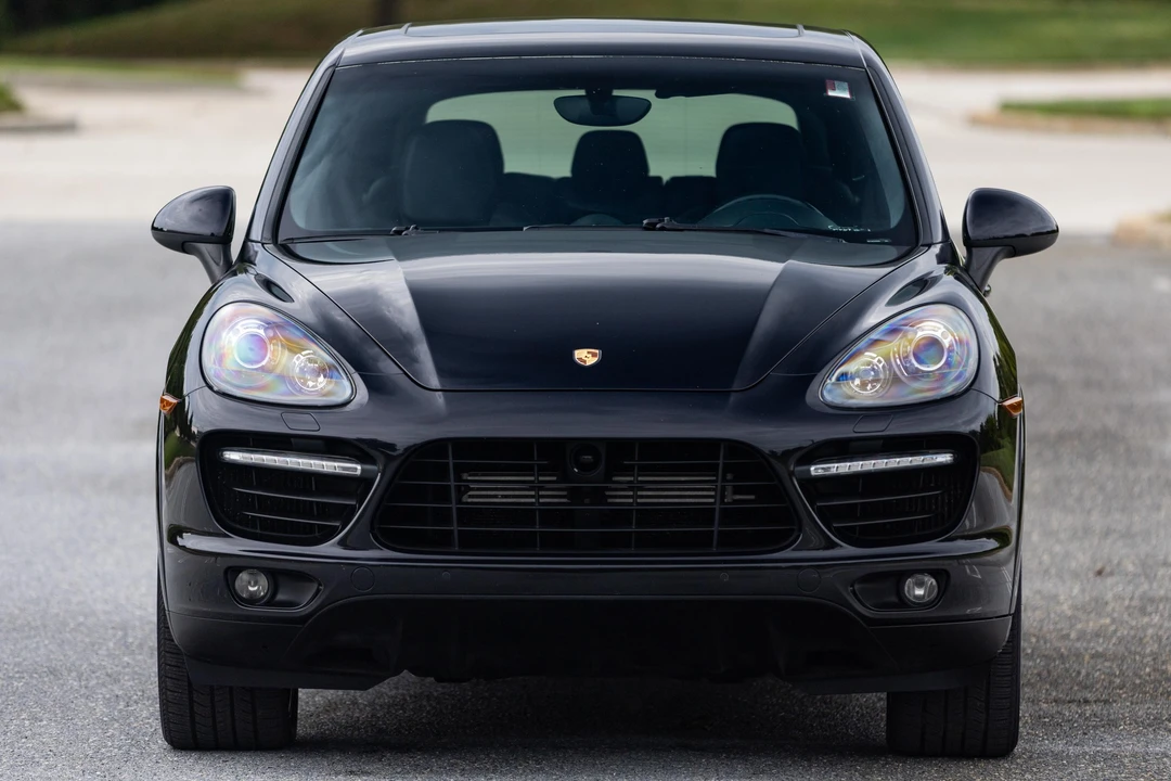 2014 Porsche 958 Cayenne Turbo - Image 2 of 31