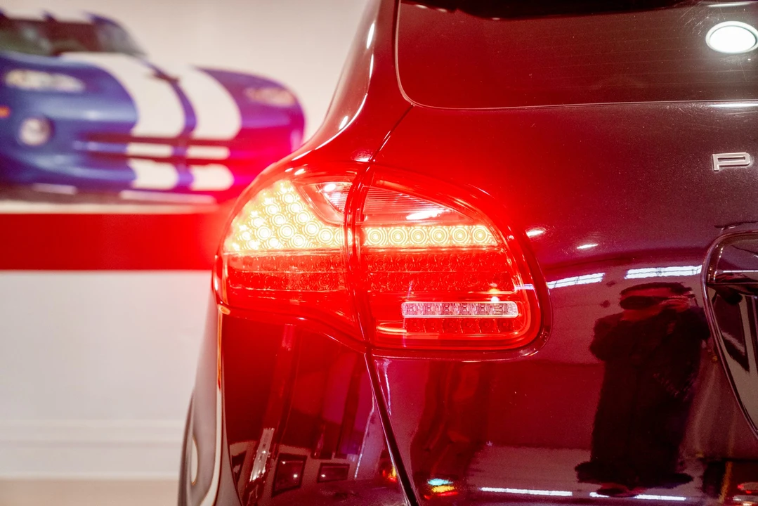 2014 Porsche 958 Cayenne Turbo - Image 18 of 31