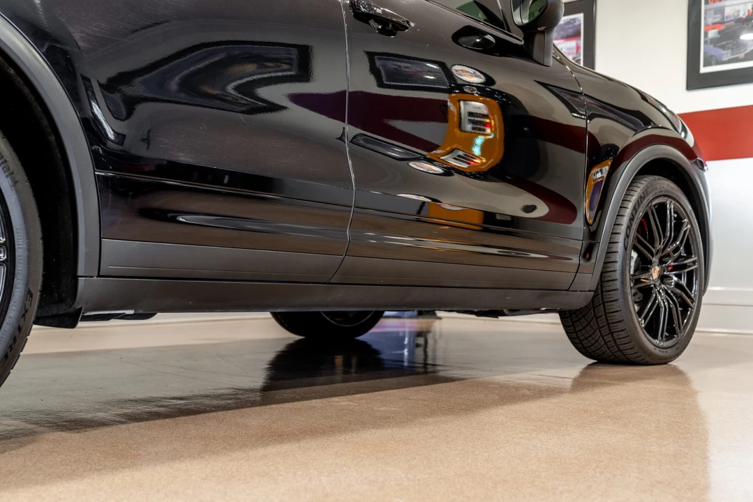 2014 Porsche 958 Cayenne Turbo - Image 25 of 31