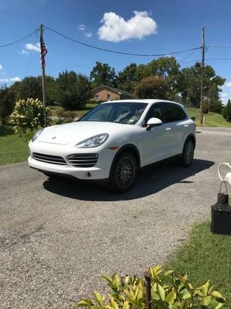 2014 Porsche 958 Cayenne - Image 6 of 16