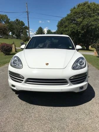 2014 Porsche 958 Cayenne - Image 5 of 16