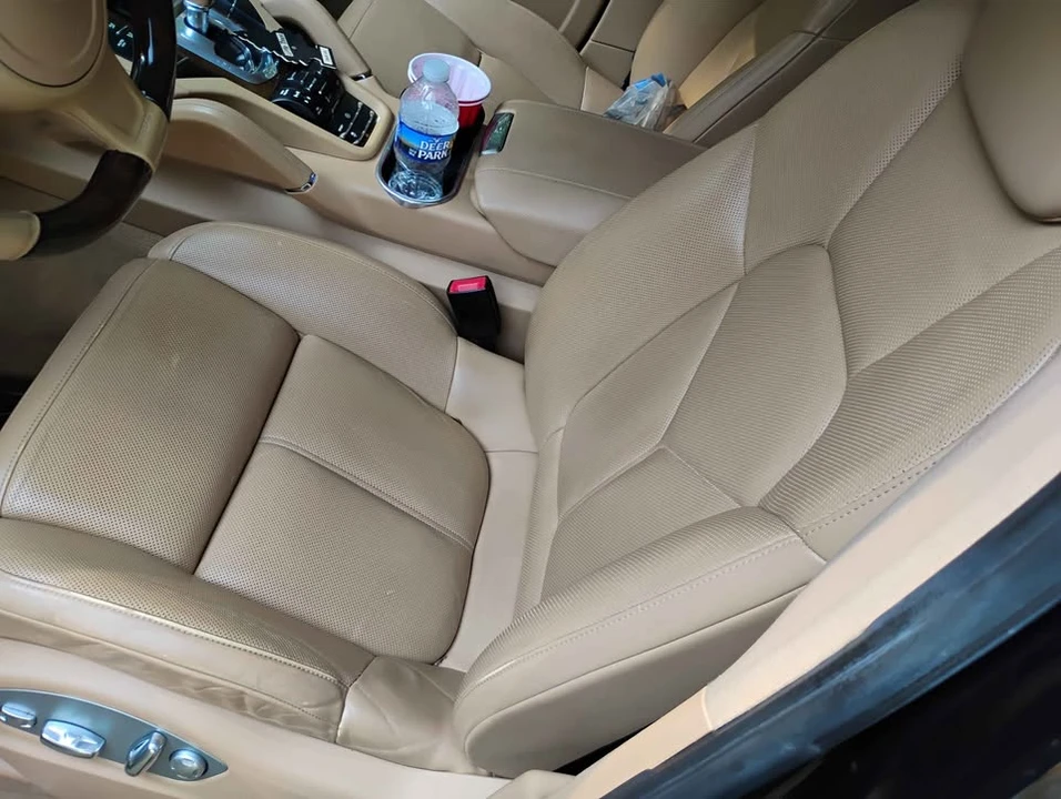 2014 Porsche 958 Cayenne S - Image 7 of 8