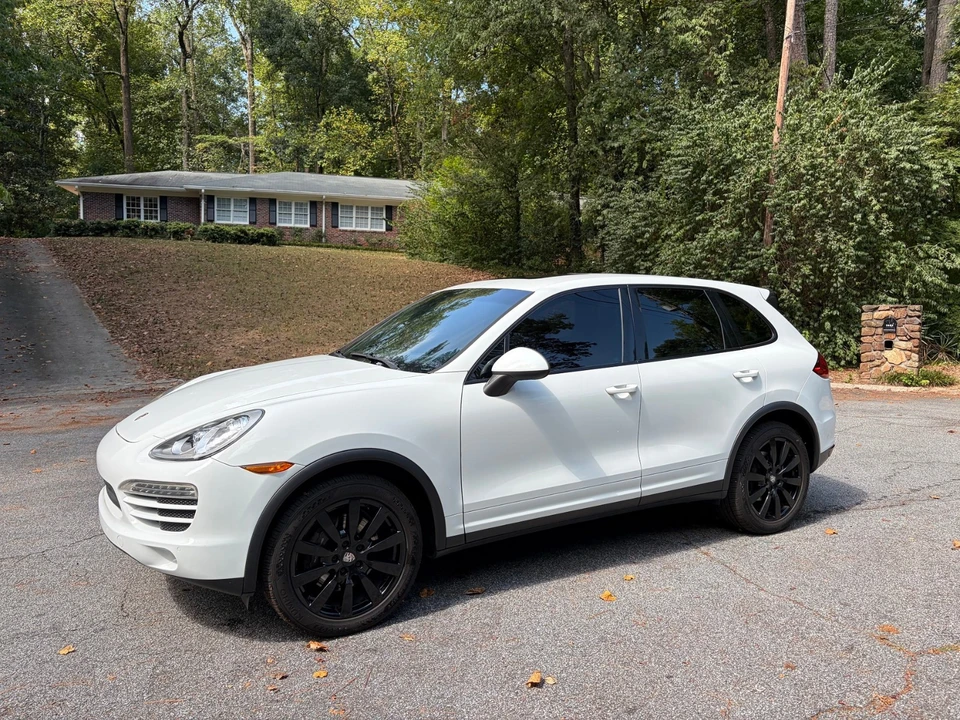 2014 Porsche 958 Cayenne - Image 11 of 30