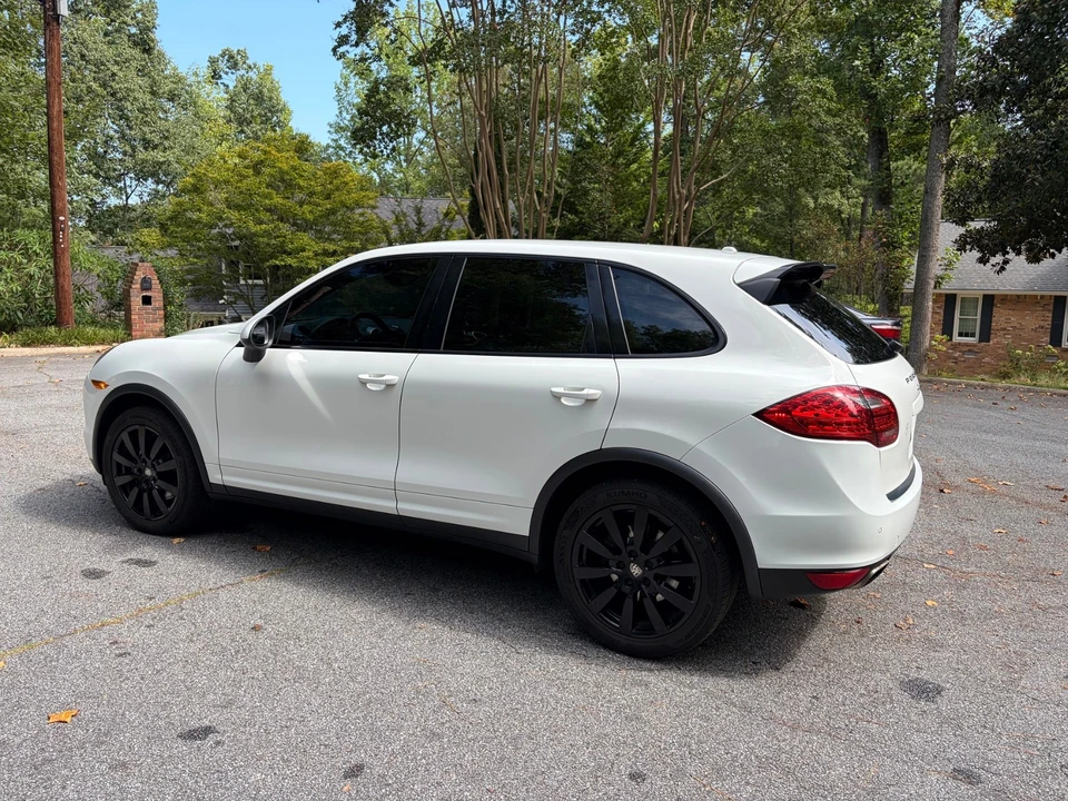 2014 Porsche 958 Cayenne - Image 5 of 30