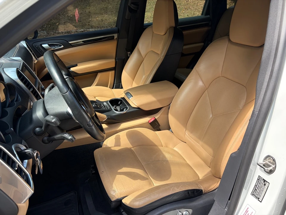 2014 Porsche 958 Cayenne - Image 18 of 30