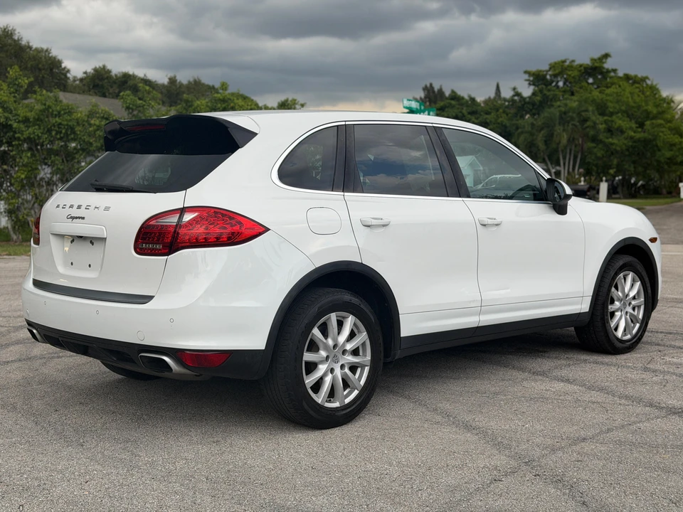 2014 Porsche 958 Cayenne - Image 20 of 31