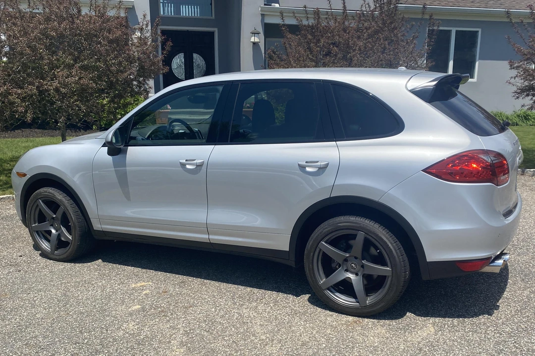 2014 Porsche 958 Cayenne - Image 3 of 31