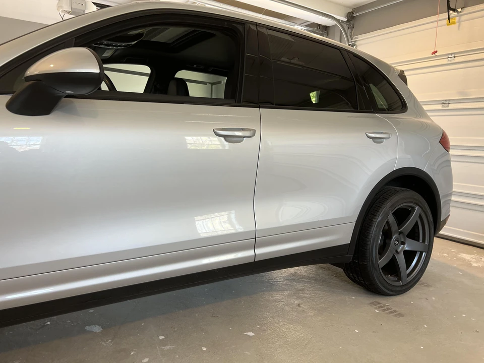 2014 Porsche 958 Cayenne - Image 28 of 31