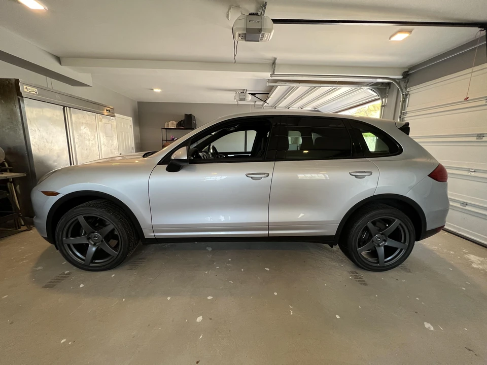 2014 Porsche 958 Cayenne - Image 13 of 31
