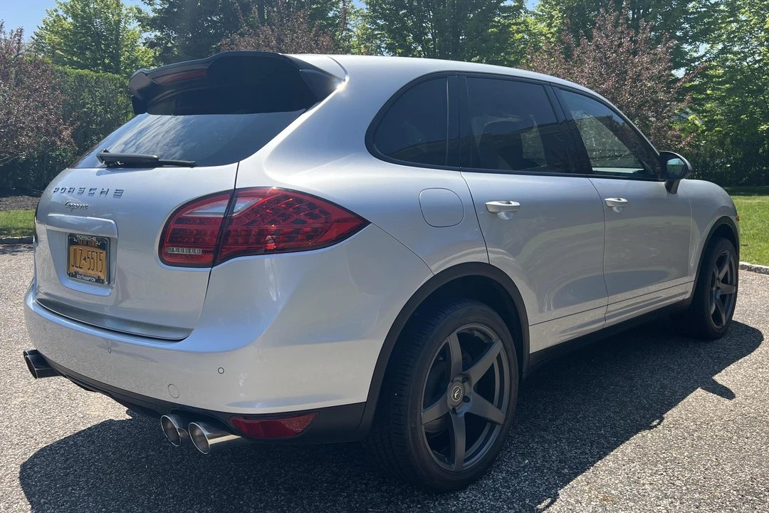 2014 Porsche 958 Cayenne - Image 4 of 31