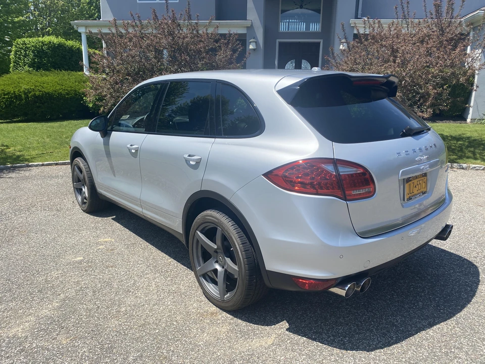 2014 Porsche 958 Cayenne - Image 17 of 31
