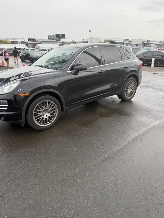 2014 Porsche 958 Cayenne - Image 3 of 4