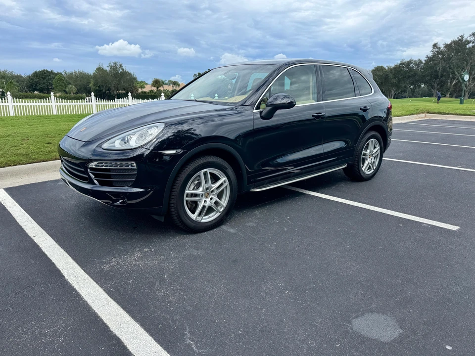 2014 Porsche 958 Cayenne - Image 13 of 31