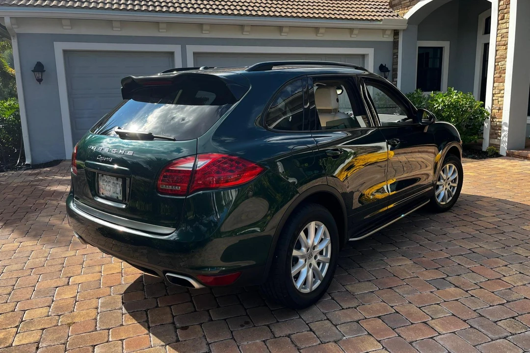 2014 Porsche 958 Cayenne - Image 4 of 31