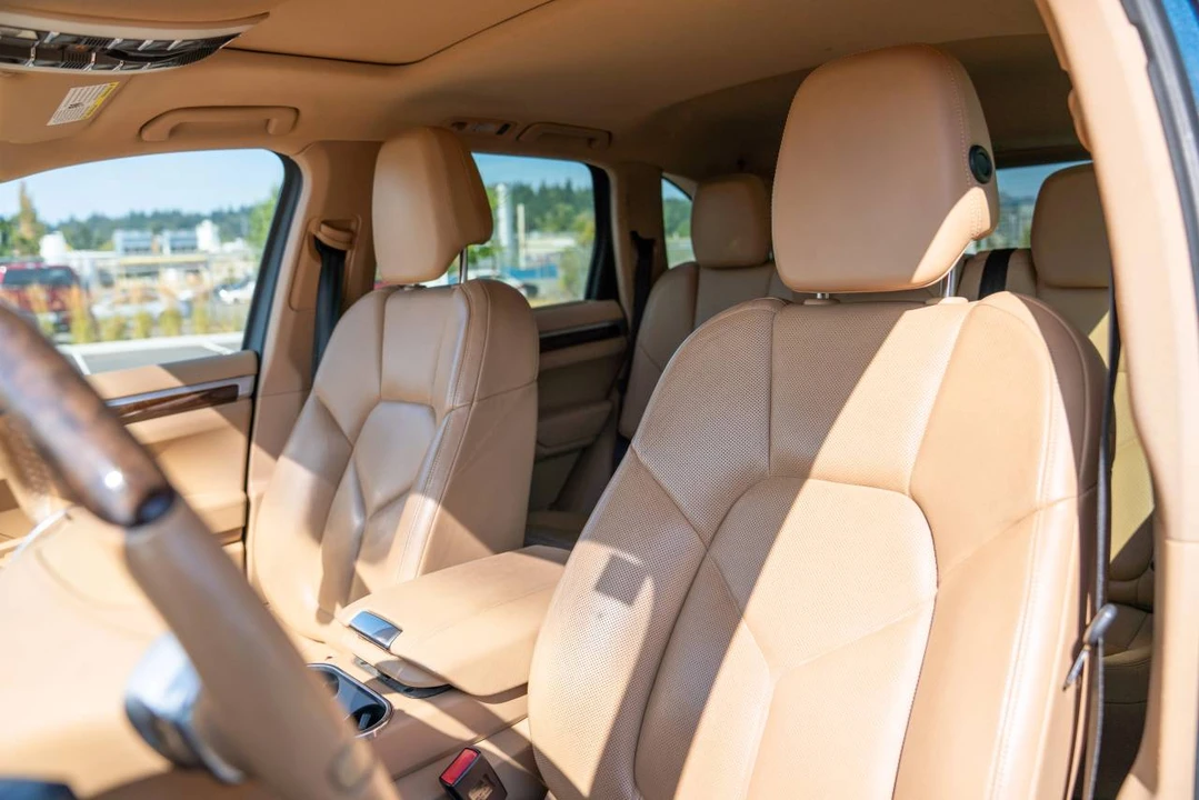 2014 Porsche 958 Cayenne - Image 5 of 5
