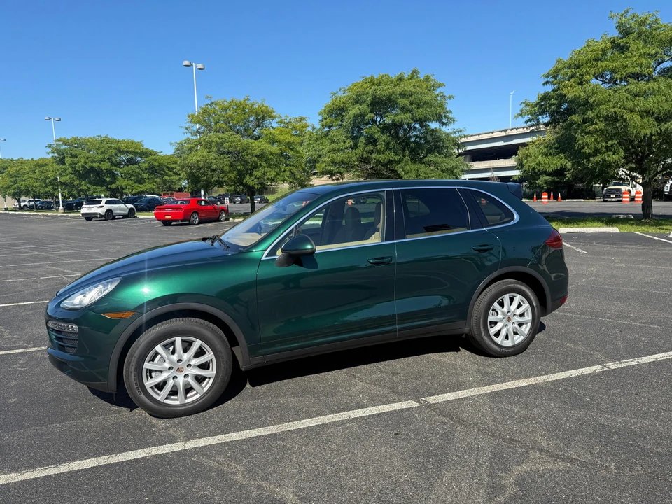 2014 Porsche 958 Cayenne - Image 14 of 31