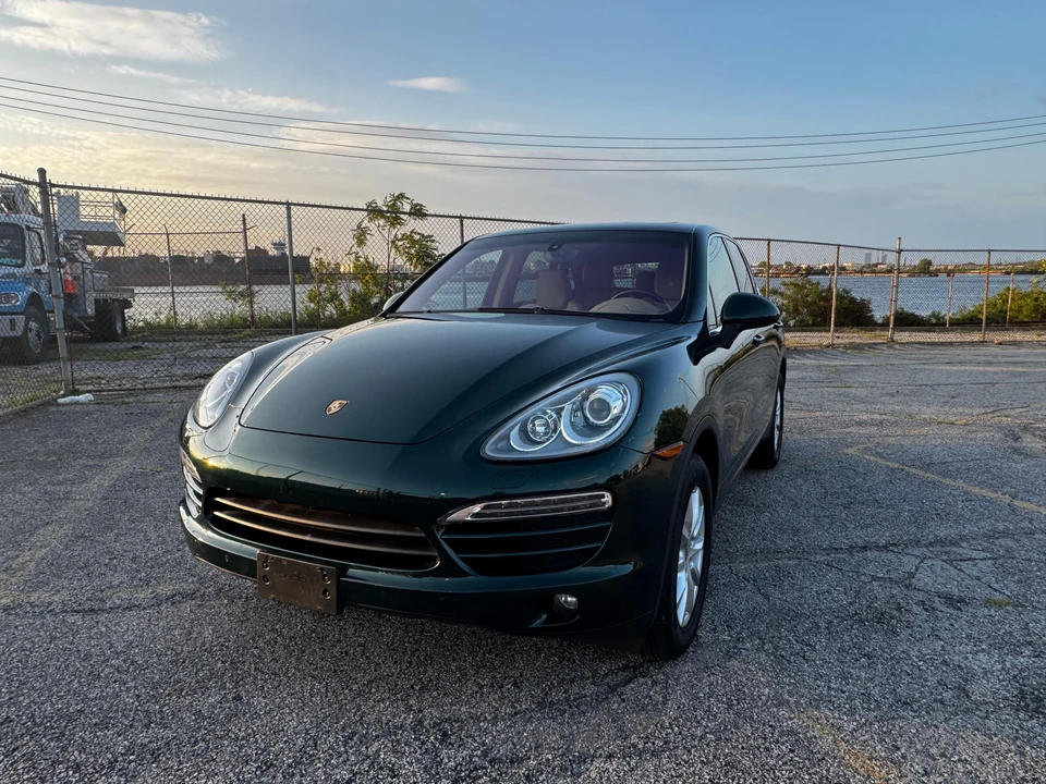 2014 Porsche 958 Cayenne - Image 9 of 31