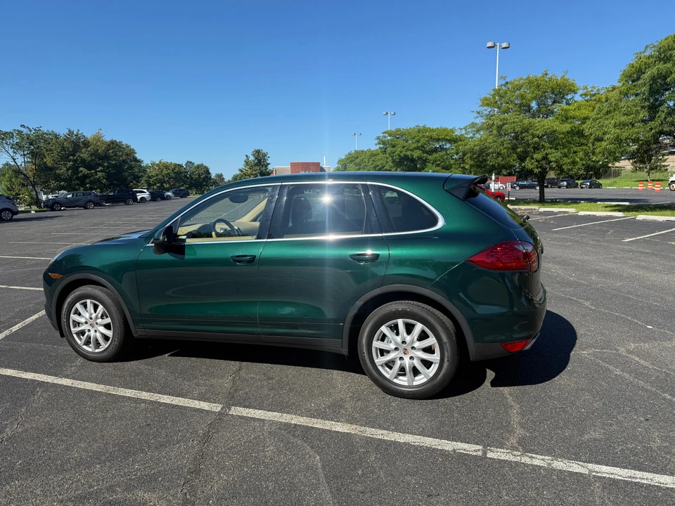 2014 Porsche 958 Cayenne - Image 17 of 31