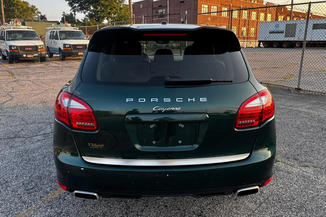 2014 Porsche 958 Cayenne - Image 5 of 31