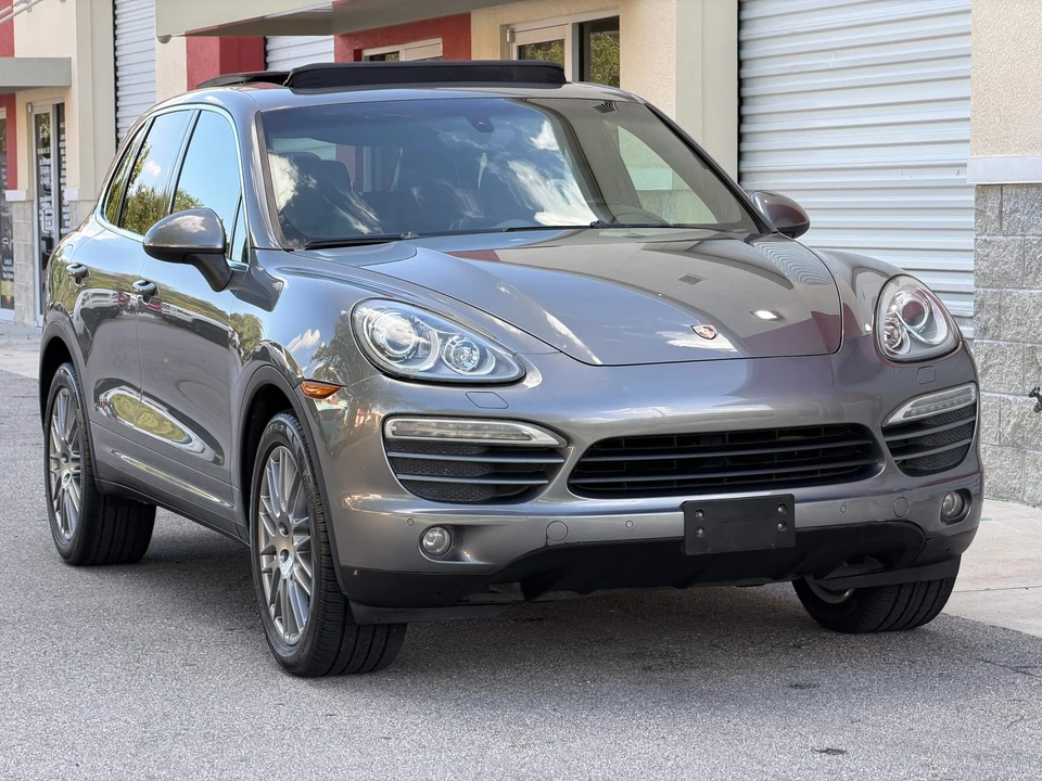 2014 Porsche 958 Cayenne - Image 26 of 31