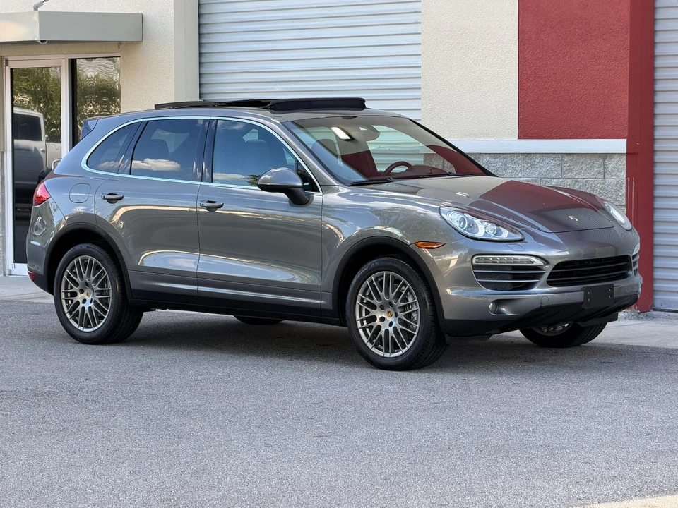 2014 Porsche 958 Cayenne - Image 23 of 31